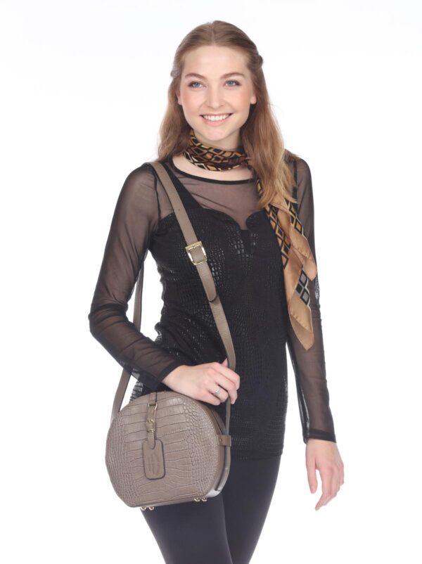 Ladies' Smooth/Grained Finish Handbags